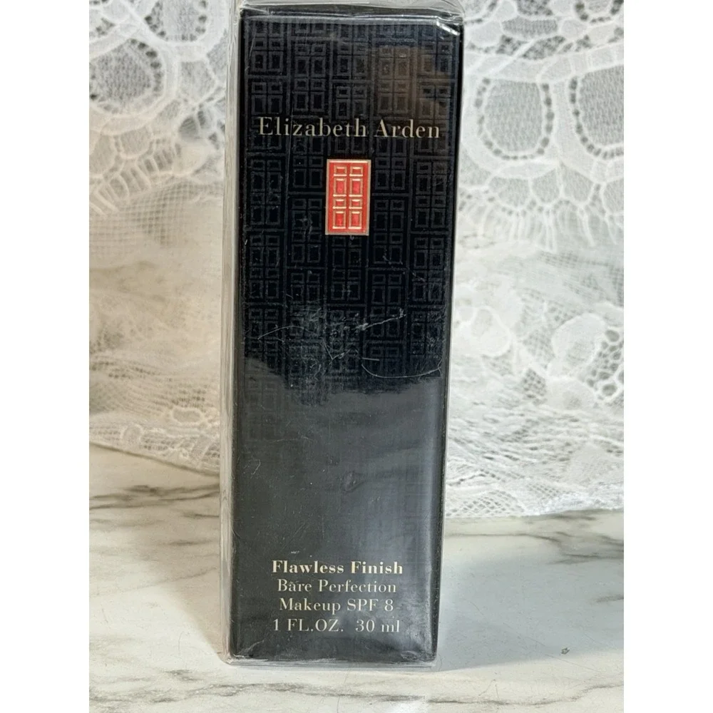 Sealed~Elizabeth Arden Flawless Finish Foundation Mocha II 41 (3072)